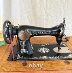 Antique Singer Sewing Machine 1921 No 15 In Cabinet with Part 121021 WORKS