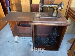 Antique Singer Sewing Machine 1921 Oak Cabinet Treadle Works