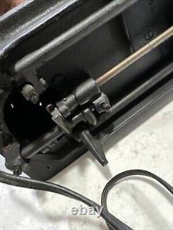 Antique Singer Sewing Machine AG893238 Excellent Ready To Use Fully Operable