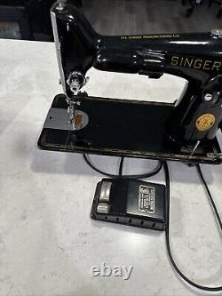 Antique Singer Sewing Machine AH034403 Excellent Ready To Use Fully Operable