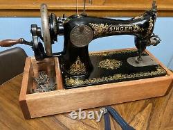 Antique Singer Sewing Machine Model 115 Gingerbread, Hand Crank