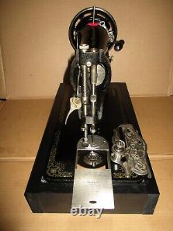 Antique Singer Sewing Machine Model 15-86,'raf' Decal, Hand Crank, Collector