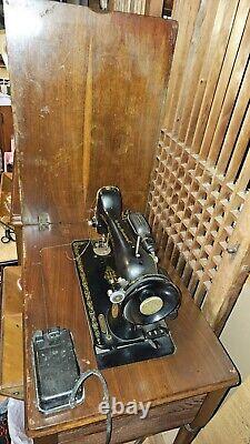 Antique Singer Sewing Machine Model 66 With Foot Pedal Untested