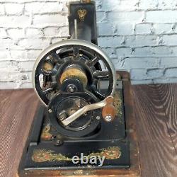 Antique Singer Sewing Machine Possibly 1910's Manual Crank