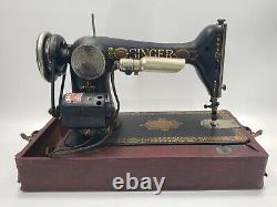 Antique Singer Sewing Machine SN C7161582 / c. 1908 / Tested & Works with Case