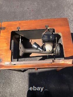 Antique Singer Sewing Machine Serial AH456094 hidaway wood furniture Table
