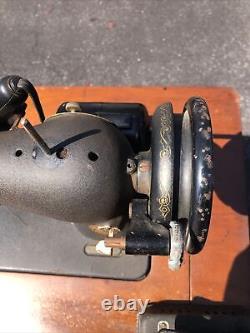 Antique Singer Sewing Machine Serial AH456094 hidaway wood furniture Table