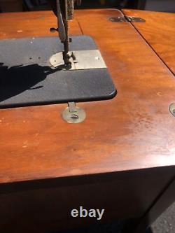 Antique Singer Sewing Machine Serial AH456094 hidaway wood furniture Table