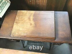 Antique Singer Sewing Machine Treadle Oak Cabinet With Accessories