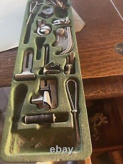Antique Singer Sewing Machine With Cabinet