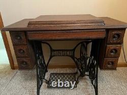 Antique Singer Sewing Machine With Original Table