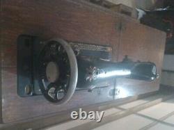 Antique Singer Sewing Machine With Original Table