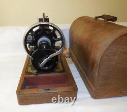 Antique Singer Sewing Machine Y Series Hand Crank 1920's with Bentwood Case