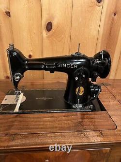 Antique Singer Sewing Machine in Cabinet