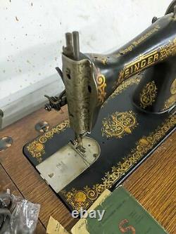 Antique Singer Sewing Machine w Cast Iron Treadle Base Local Pickup Milford Del