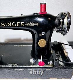 Antique Singer Sewing Machine with Case & Accessories Tested & Works