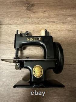 Antique Singer Toy Sewing Machine With Box and Instruction Manual Free Shipping