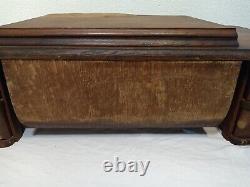 Antique Singer Treadle Sewing Machine Cabinet