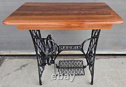 Antique Singer Treadle Sewing Machine Cast Iron Base Stand Oak Table withWheels