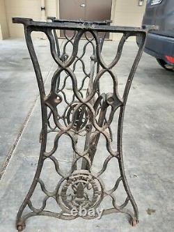 Antique Singer Treadle Sewing Machine Cast Iron Base Stand Table Legs