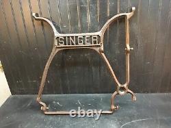 Antique Singer Treadle Sewing Machine Cast Iron Center Singer Sign