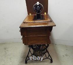 Antique Singer Treadle Sewing Machine, Model/Class 66