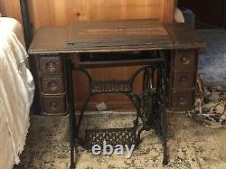 Antique Singer Treadle Sewing Machine With Cabinet