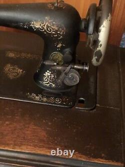 Antique Singer Treadle Sewing Machine With Cabinet