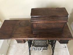 Antique Singer Treadle Sewing Machine With Cabinet Coffin Top