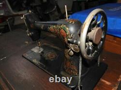 Antique Singer Treadle Sewing Machine with Cabinet & Drawers