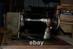 Antique Singer Treadle Sewing Machine with Cabinet & Drawers 1916 #G5033646