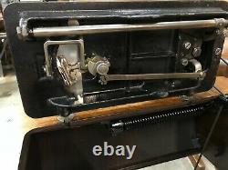 Antique Singer Treadle Sewing Machine withcabinet 1908