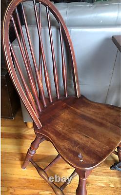 Antique Singer Treadle table/chair set
