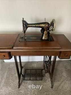 Antique Singer sewing machine and cabinet 1919 BEAUTIFUL! Red eye Local pick
