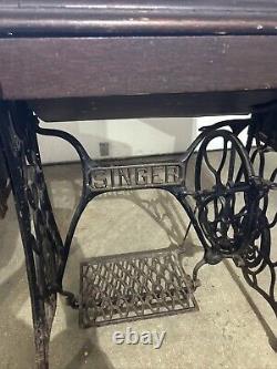 Antique Singer sewing machine in cabinet, early 1900s, all original