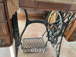 Antique Singer sewing machine with table (1892 based on serial number)