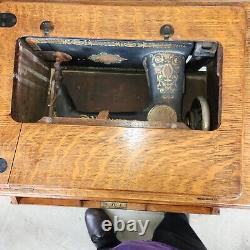 Antique Vintage 1910 Singer Sewing Machine & Table, table and bottom brass clean