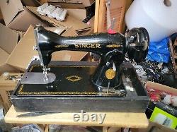Antique Vintage 1948 AH Series Singer Sewing Machine with case