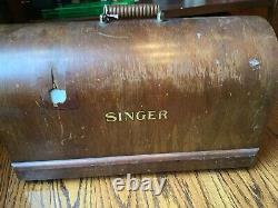 Antique Vintage Ornate Black Singer Sewing Machine Motor Light Cord Wooden Hood