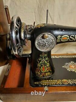 Antique Vintage Singer Red Eye Model 66 Hand Crank Sewing Machine Bentwood Case