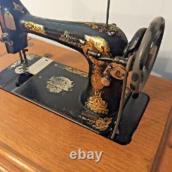 Antique Vintage Singer Treadle Sewing Machine Cabinet Table 5 Drawer Golden Oak
