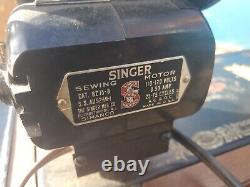 Antique Vtg 1916 Singer 66 Red Eye Sewing Machine & Bentwood Case