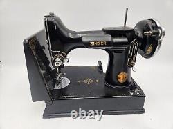 Antique singer featherweight sewing machine