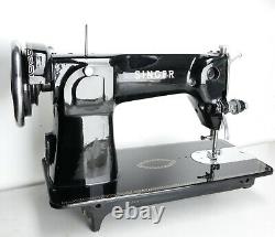 Antique vintage ITALIAN made SINGER 15M sewing machine 15K vtg 15 201K 15B