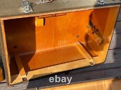Antique vintage Singer 128K sewing machine with wooden base