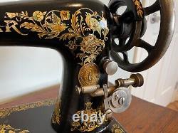 Beautiful 1906 Singer Treadle Sewing Machine Head 27 Pheasant Sews Perfect