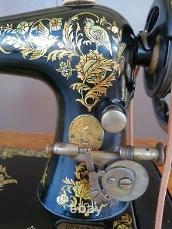 Beautiful 1908 singer 27 sewing machine in 7 Drawer cabinet Withpheasant decals