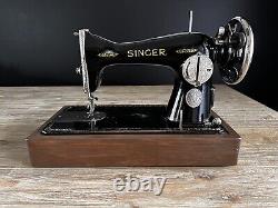 Beautiful 1924 Singer Rare Scrolled Nickel Plate 15 Sewing Machine Treadle Head