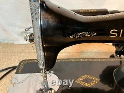 Beautiful 1947 Singer Sewing Machine 15-90 Serviced and cleaned Fully Tested