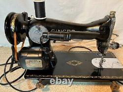 Beautiful 1947 Singer Sewing Machine 15-90 Serviced and cleaned Fully Tested